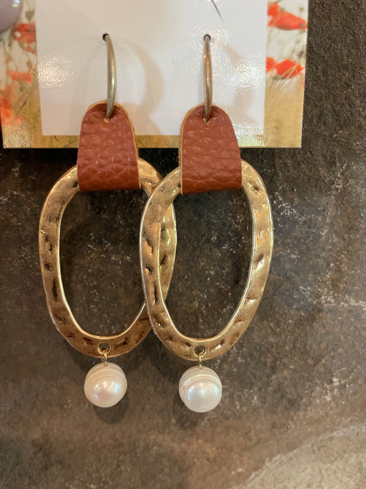 Gold Hammered Oval/Leather/Pearl Drop Earrings